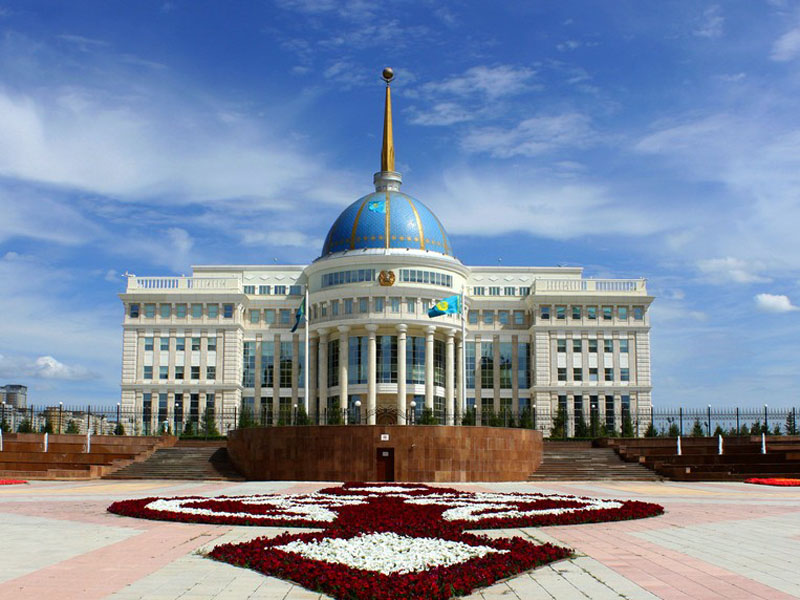 Досрочные выборы президента объявлены в Казахстане