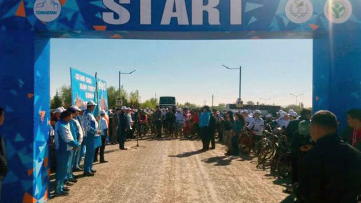 Более тысячи человек побывали в «Городке здоровья» в Туркестане