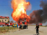Газовое хранилище горит в Шымкенте