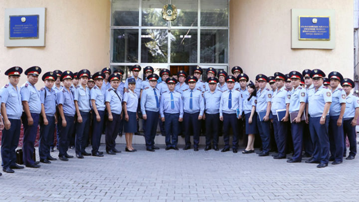 По факту «междусобойчика» офицеров полиции Шымкента в кабинете УСБ проводит расследование