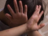 Жители Шымкента требуют изолировать мужчину, подозреваемого в развращении ребенка