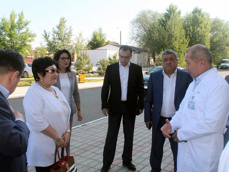 Общественники Казахстана заступились за врачей