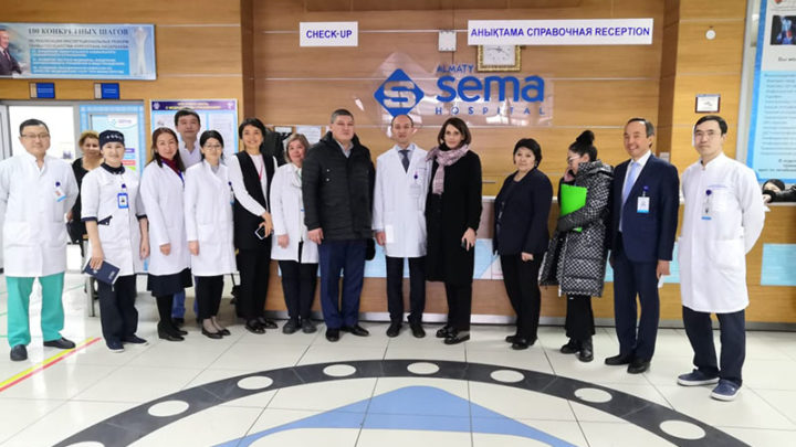 Комиссия из столицы проверила внедрение ОСМС в больницах Алматы