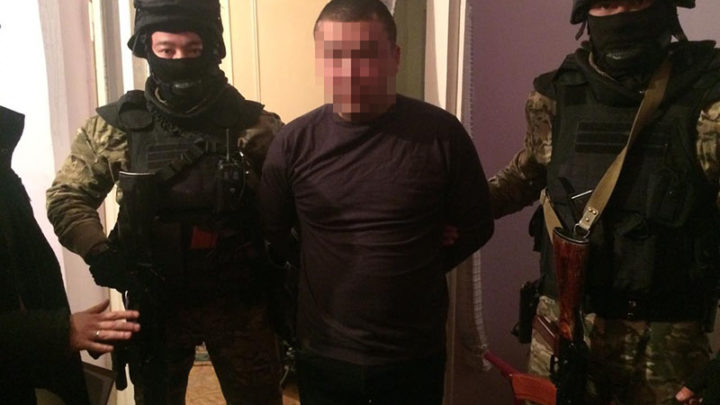 ОПГ, терроризировавшая водителей на границе, задержана в Туркестанской области
