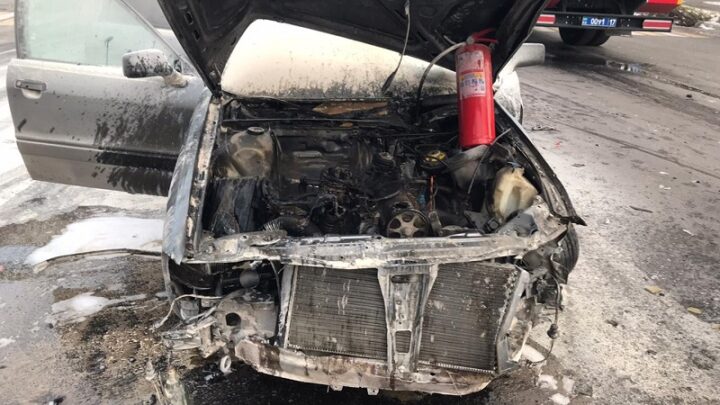 4 автомобиля потушили пожарные в выходные в Шымкенте
