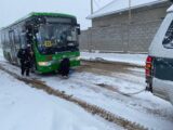 Снегопад оставил Шымкент без электричества, а Туркестанскую область без дорог