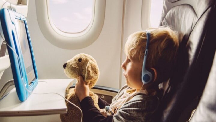 Бесплатные авиабилеты для детей предлагают внедрить в Казахстане
