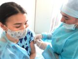 В Шымкенте вакцинировано 7 751 человек за прошедшие сутки