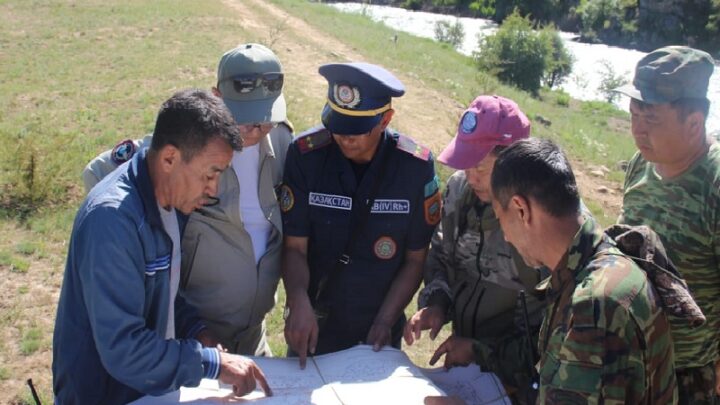 Спасатели МЧС Узбекистана привлечены к поискам пропавших туристов в горах Туркестанской области