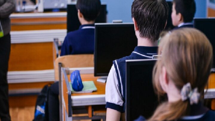 В Казахстане 292 школы работали с нарушениями