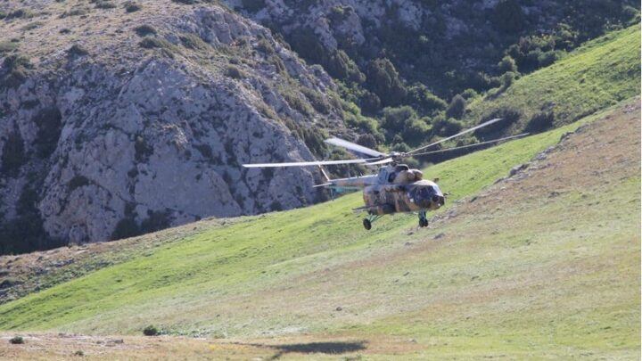 В Шымкенте летчики преодолевали перевалы на высотах от 1500 до 4000 м