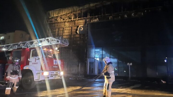 Торговый дом «Нурсат-сити» сгорел в Шымкенте