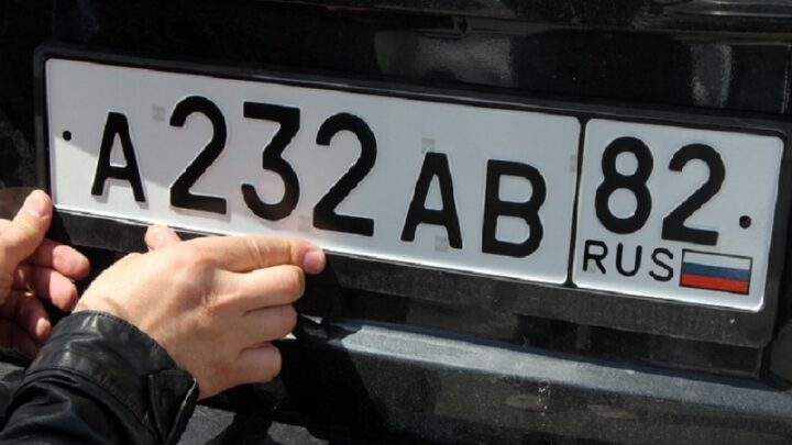 143 человека обратились в полицию Туркестанской области по регистрации авто с российскими номерами