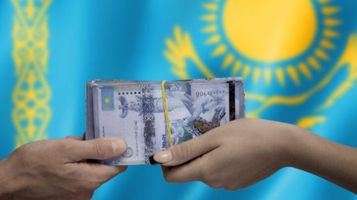 В Казахстане 921,3 млрд тг отправили за рубеж