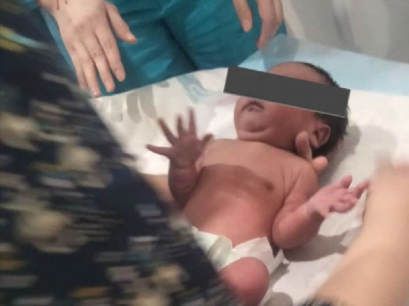Женщину, которая бросила младенца на улице нашли в Шымкенте
