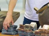 В Казахстане выявлено 40 попыток незаконного вывоза наличных денежных средств на общую сумму 671 000 долларов США