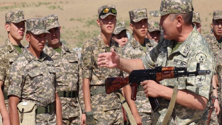 Завершился сбор молодых офицеров в Шымкенте