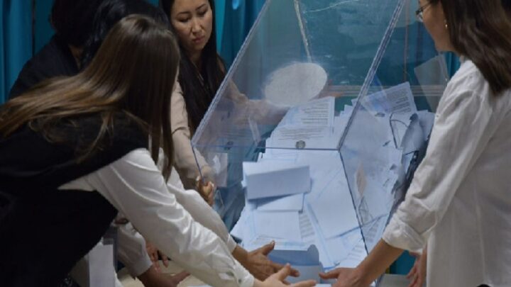  В Казахстане почти 70% граждан приняло участие в голосовании