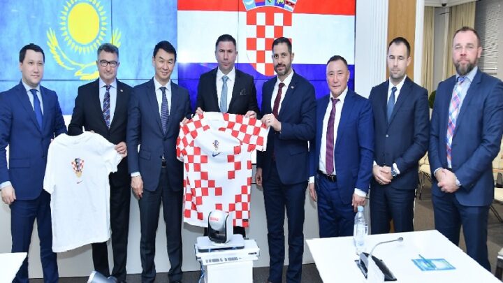 На примере хорватских футболистов будут готовить юных игроков в Туркестане