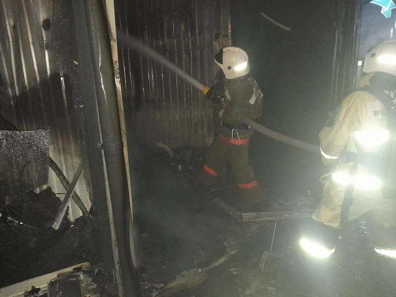 6 бутиков сгорели в Шымкенте