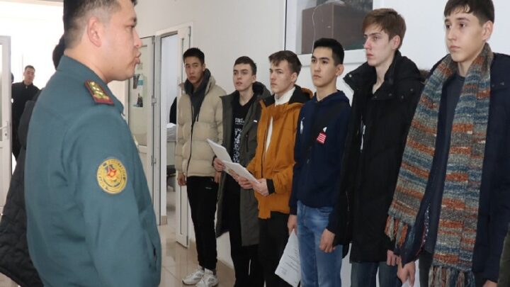  В этом году около 7500 юношей Шымкента семнадцатилетнего возраста поставят на воинский учет