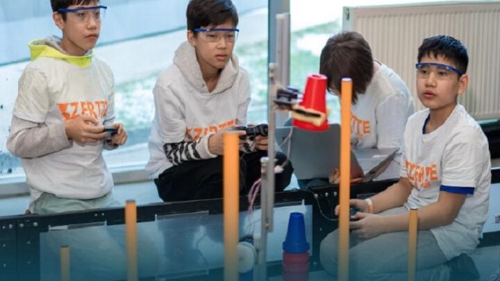 1200 школьников из Казахстана поборются за путевку на чемпионат по робототехнике в США