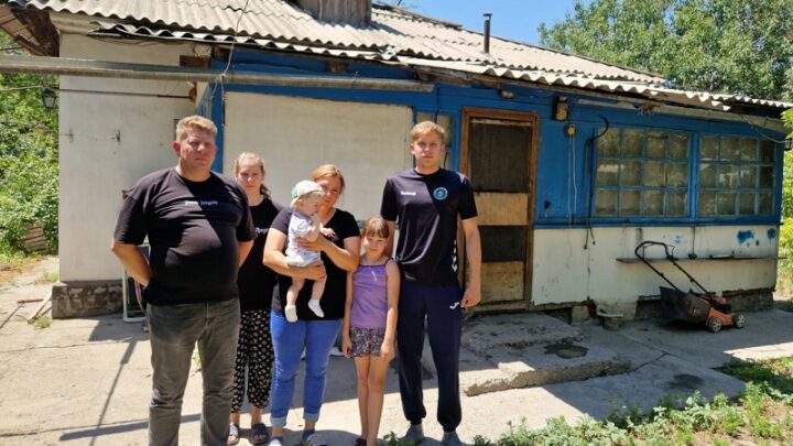 Семья с 4 детьми лишилась дома и может остаться на улице в Шымкенте