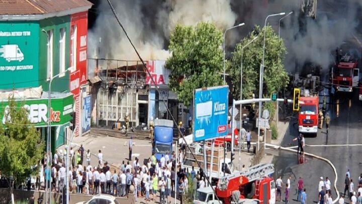 Пожар в районе площади Ордабасы