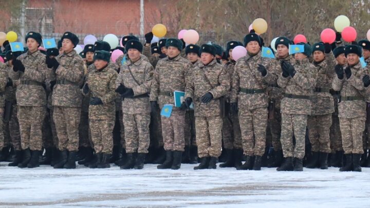В Шымкенте военнослужащие отмечают День Независимости торжественными мероприятиями