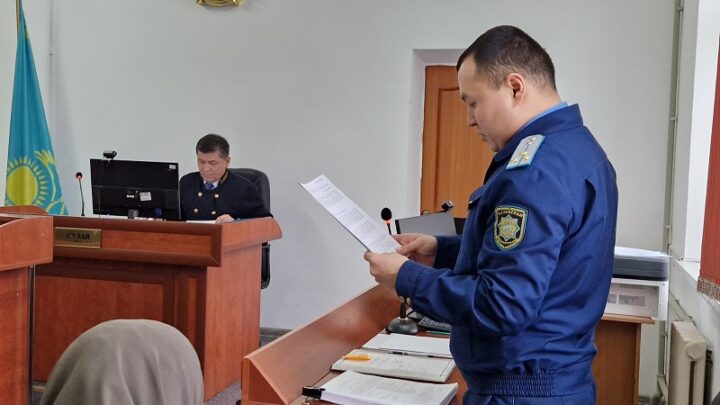 Экс-глава миграционной полиции Шымкента предстал перед судом