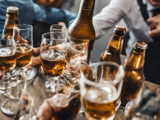 Казахстанцам назвали штрафы за пьяную вечеринку на работе