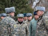 Министр обороны совершил рабочую поездку в Шымкентский гарнизон