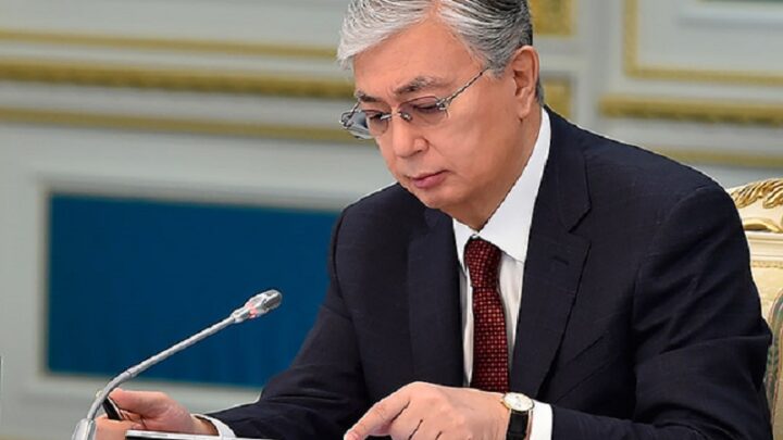 Президент поздравил казахстанцев с праздником Ораза айт