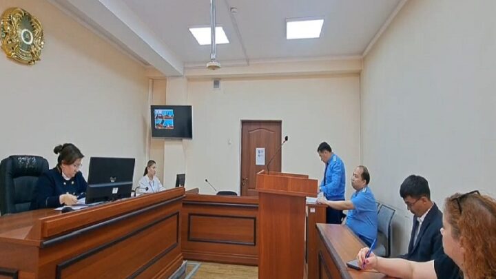 Право на получение информации отстаивают в суде адвокат и журналист Шымкента