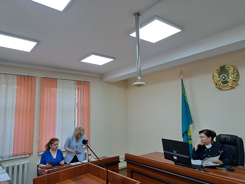 Административный суд Шымкента вернул иск адвоката и журналиста к прокуратуре