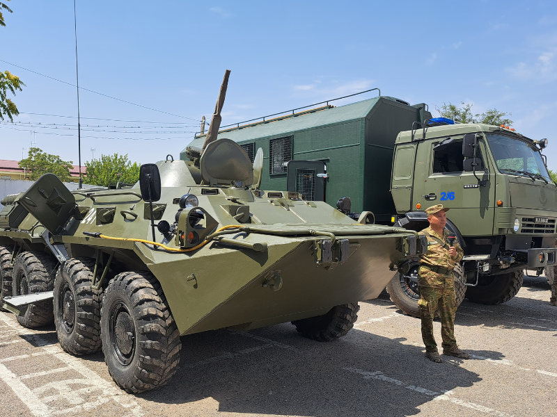 Пресс-тур для журналистов в Шымкенте: знакомство с жизнью гвардейцев Пресс-тур для журналистов в Шымкенте: знакомство с жизнью гвардейцев