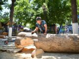 Международный фестиваль мастеров резьбы по дереву начался в Шымкенте
