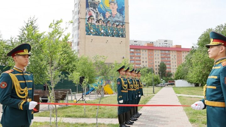 В Астане открыли мурал "Ұлттық ұлан – ел айбыны"