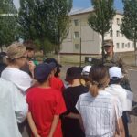Воспитанники кризисного центра посетили воинскую часть с экскурсией