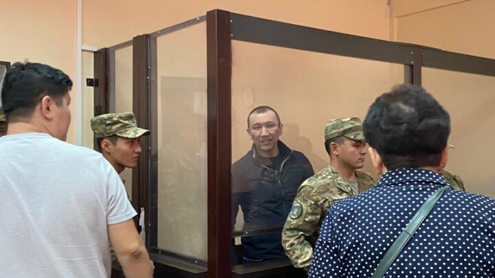 Экс-главе образования Туркестанской области прокурор просит ужесточить наказание