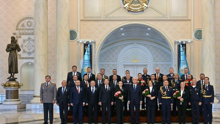 Касым-Жомарт Токаев поздравил спасателей с профессиональным праздником