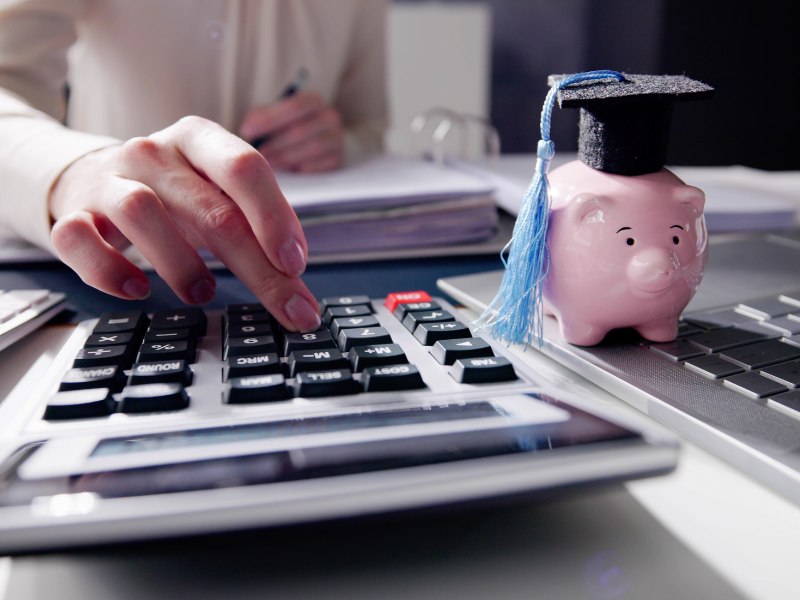 Казахстан ужесточает правила выдачи кредитов и вводит коллективное урегулирование долгов