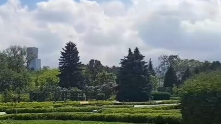 В Алматы очищают воздух