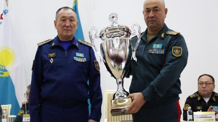 Награждены лучшие по итогам года воинские подразделения