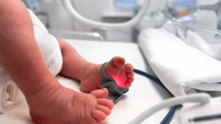 Как врачи Шымкента спасли малыша весом 700 грамм