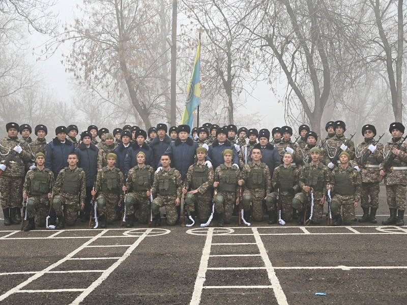 В Шымкенте новобранцы бригады ПВО приняли присягу