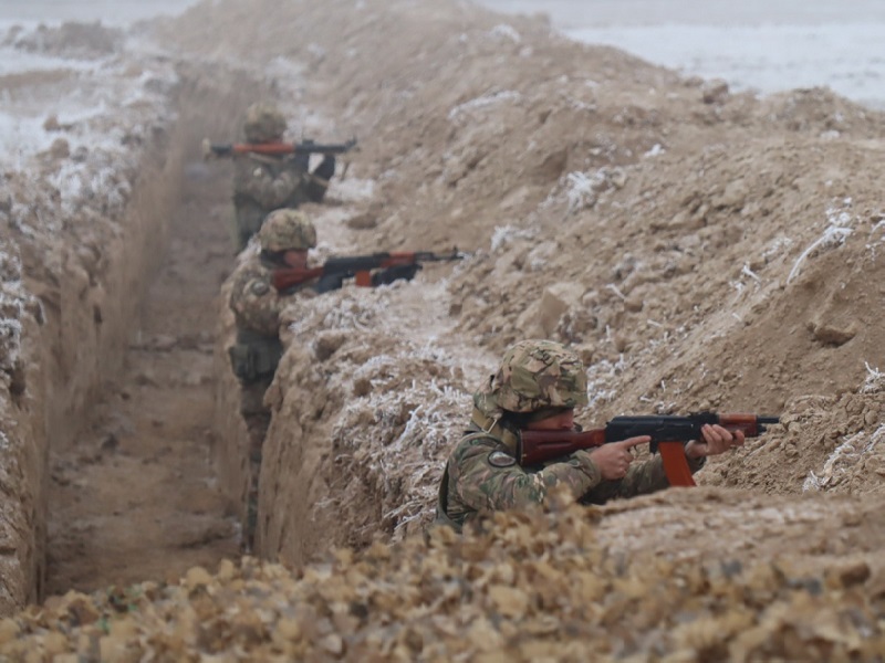 Обсуждены новые подходы в деятельности Военно-технической школы