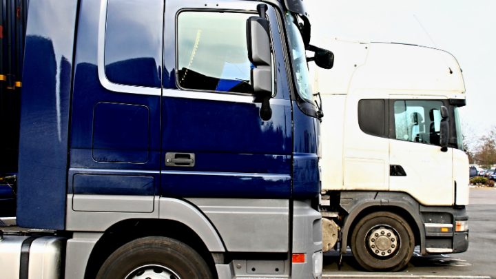 Автоматизированные станции будут выявлять перегруженные фуры и грузовики