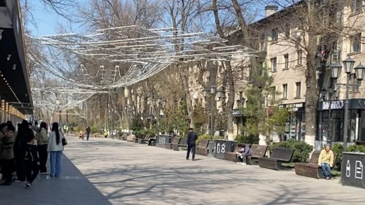 Обещанный акиматом Шымкента День семьи на Арбате не состоялся