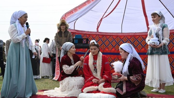 Военнослужащие встретили день весеннего равноденствия